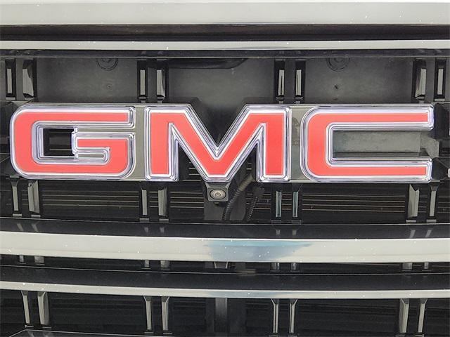 used 2021 GMC Yukon car, priced at $46,495