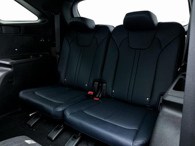 used 2023 Kia Sorento Hybrid car, priced at $30,990