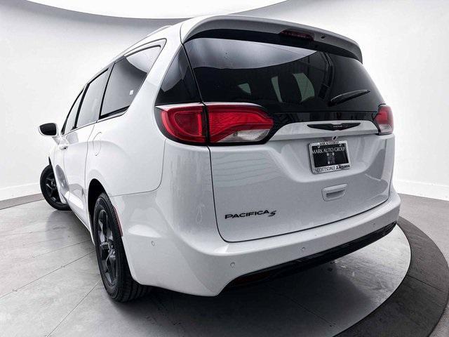 used 2020 Chrysler Pacifica car, priced at $24,991