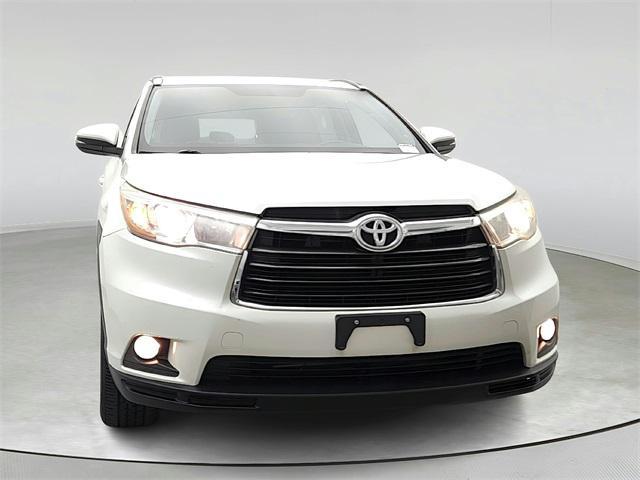 used 2016 Toyota Highlander car, priced at $18,993