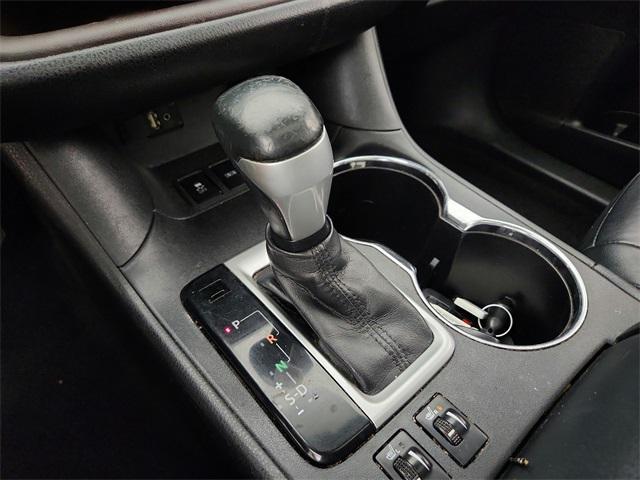 used 2016 Toyota Highlander car, priced at $18,993