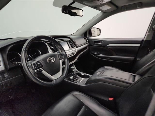 used 2016 Toyota Highlander car, priced at $18,993