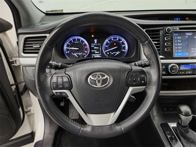 used 2016 Toyota Highlander car, priced at $18,993