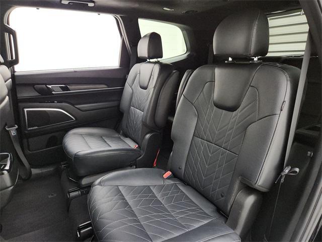 used 2023 Kia Telluride car, priced at $39,996