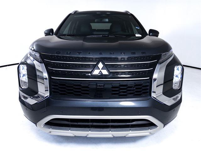 new 2024 Mitsubishi Outlander car, priced at $38,263