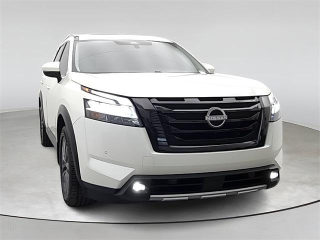 used 2022 Nissan Pathfinder car, priced at $28,992