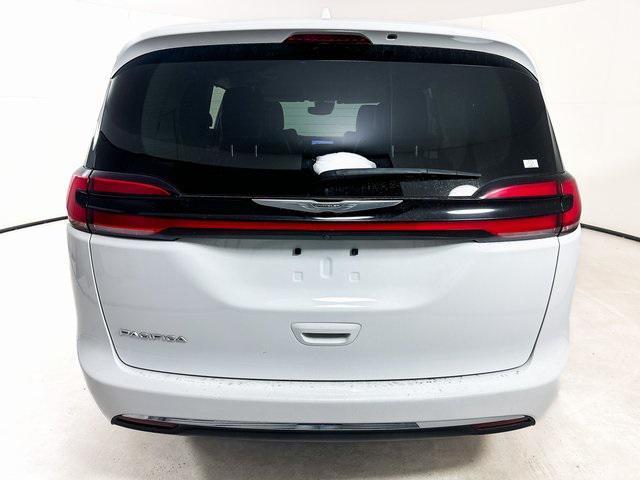 used 2022 Chrysler Pacifica car, priced at $22,993