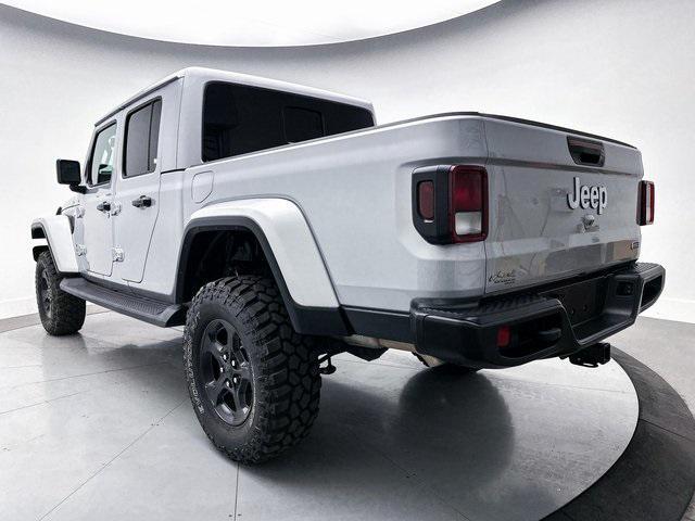 used 2022 Jeep Gladiator car, priced at $32,493