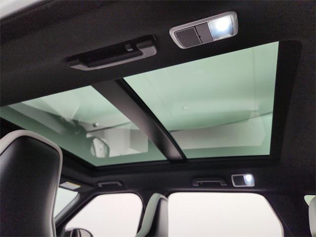 used 2022 Land Rover Range Rover Sport car, priced at $79,991