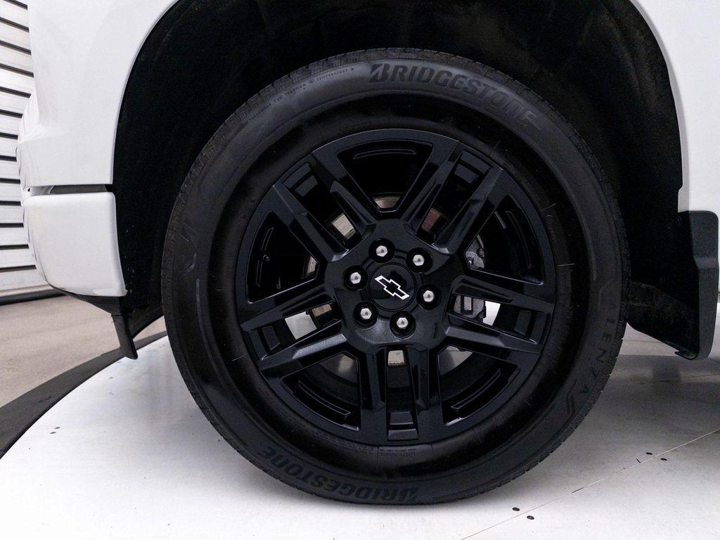 used 2024 Chevrolet Silverado 1500 car, priced at $43,992