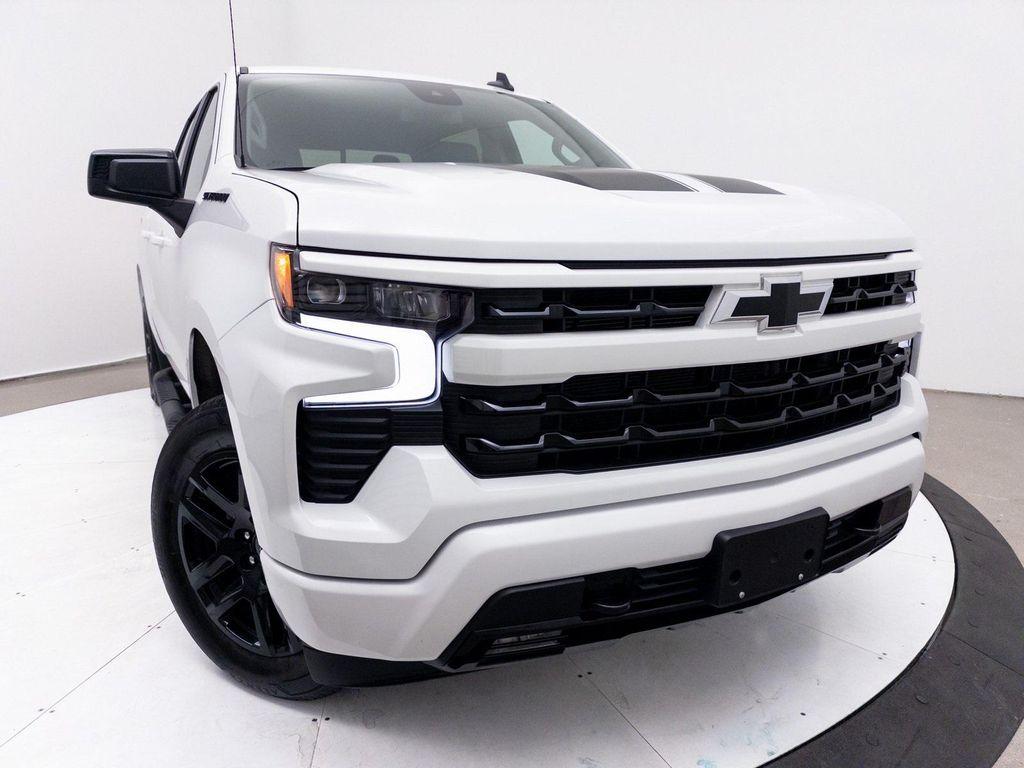 used 2024 Chevrolet Silverado 1500 car, priced at $43,992