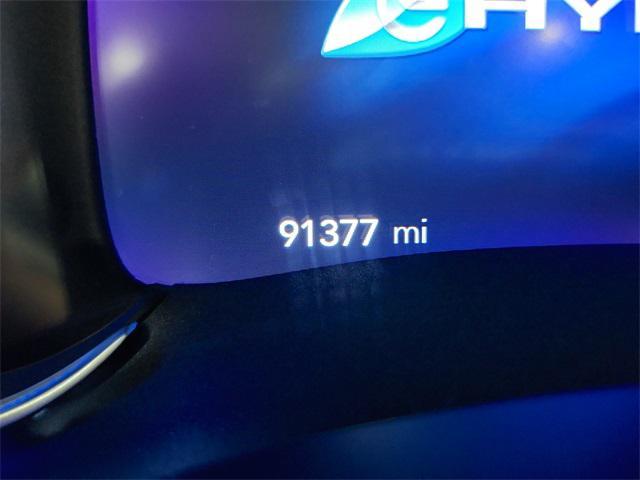 used 2021 Chrysler Pacifica Hybrid car, priced at $23,992