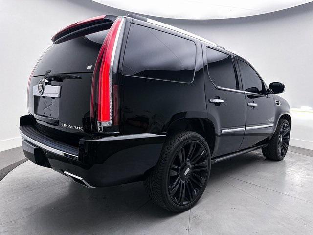 used 2014 Cadillac Escalade car, priced at $18,991