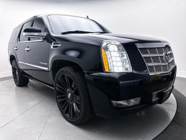 used 2014 Cadillac Escalade car, priced at $18,991