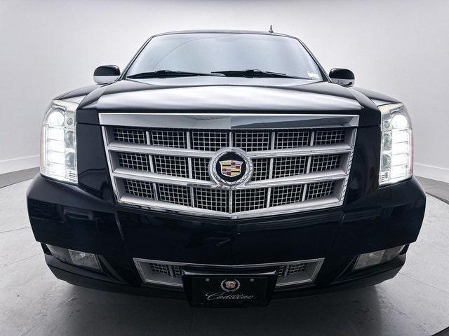 used 2014 Cadillac Escalade car, priced at $18,991