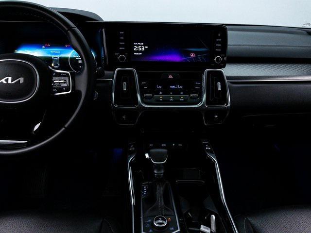used 2023 Kia Sorento car, priced at $30,999