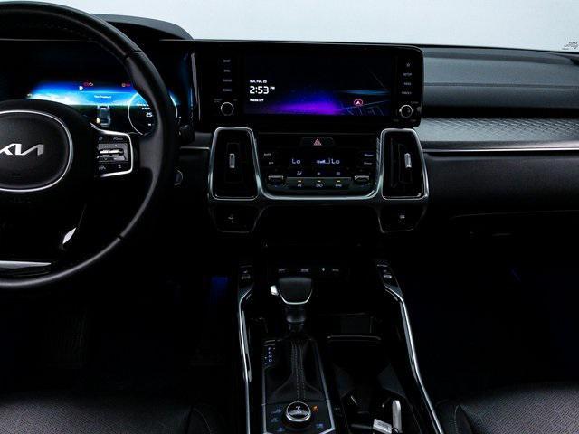 used 2023 Kia Sorento car, priced at $30,394