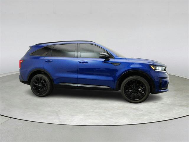 used 2023 Kia Sorento car, priced at $30,999
