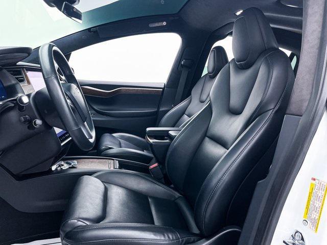 used 2021 Tesla Model X car, priced at $31,991