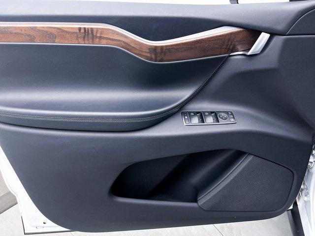 used 2021 Tesla Model X car, priced at $31,991