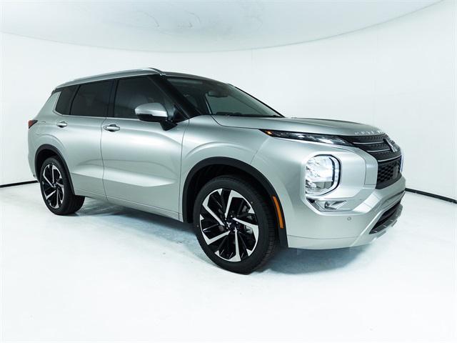 new 2024 Mitsubishi Outlander car, priced at $37,417