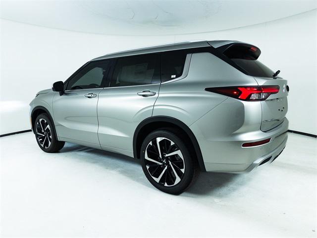 new 2024 Mitsubishi Outlander car, priced at $37,417