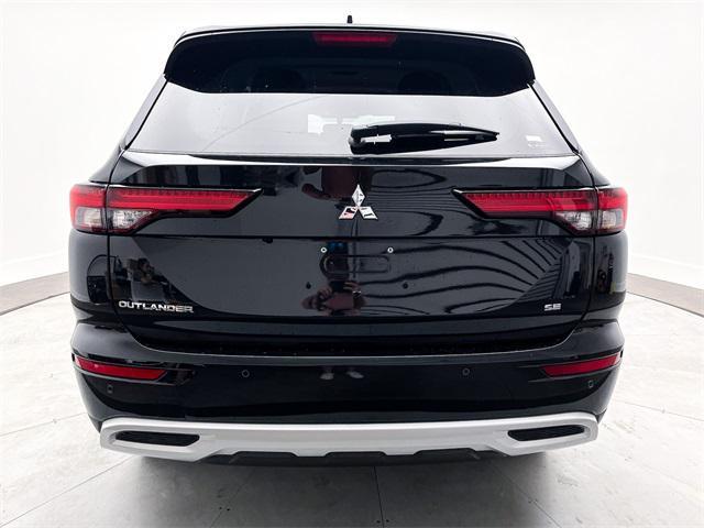 new 2024 Mitsubishi Outlander car, priced at $32,812