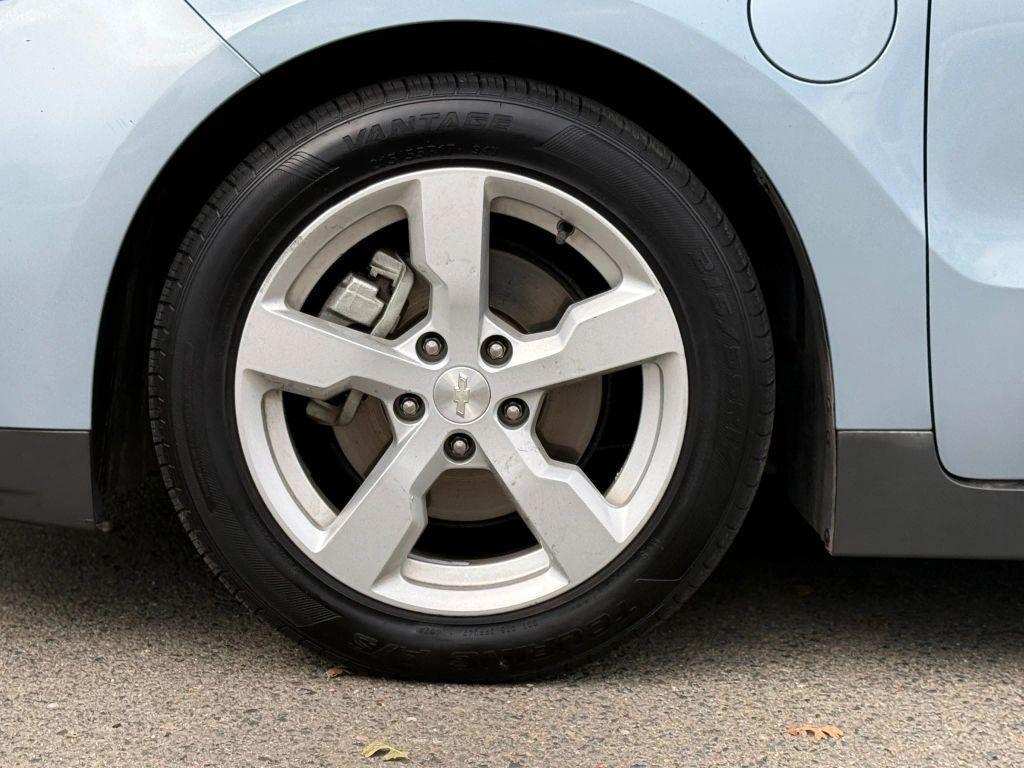 used 2014 Chevrolet Volt car, priced at $8,299