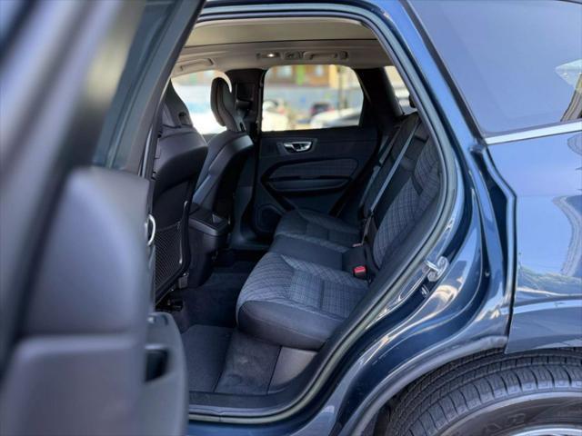 used 2022 Volvo XC60 car, priced at $32,499