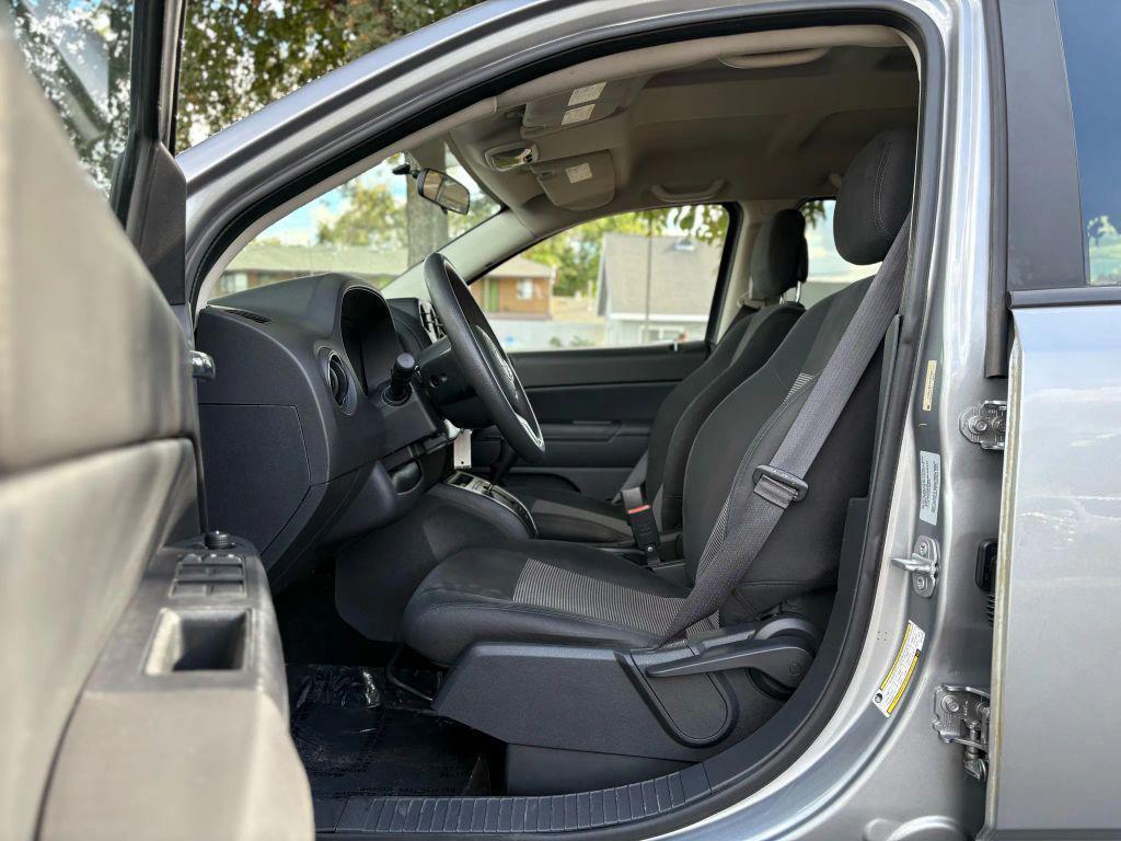 used 2015 Jeep Compass car, priced at $7,999