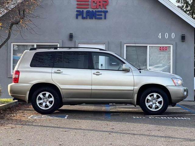 used 2003 Toyota Highlander car, priced at $8,999