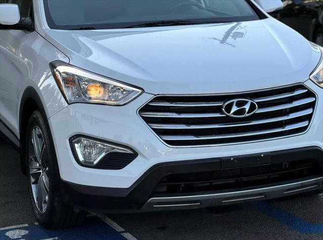 used 2015 Hyundai Santa Fe car, priced at $11,999