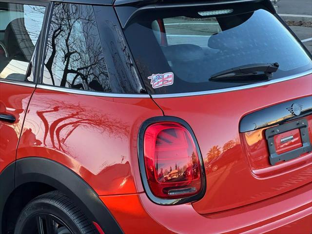 used 2020 MINI Hardtop car, priced at $15,999