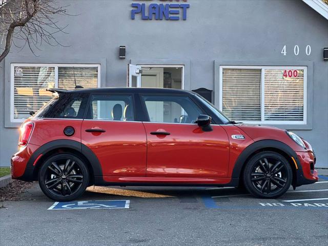 used 2020 MINI Hardtop car, priced at $15,999