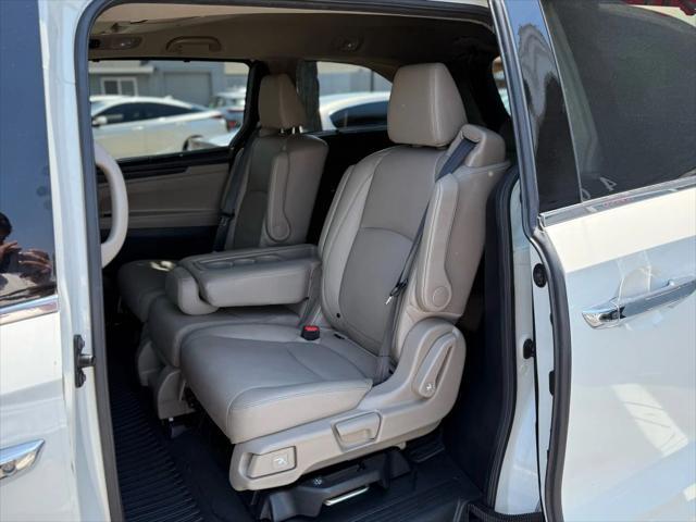 used 2018 Honda Odyssey car, priced at $25,999