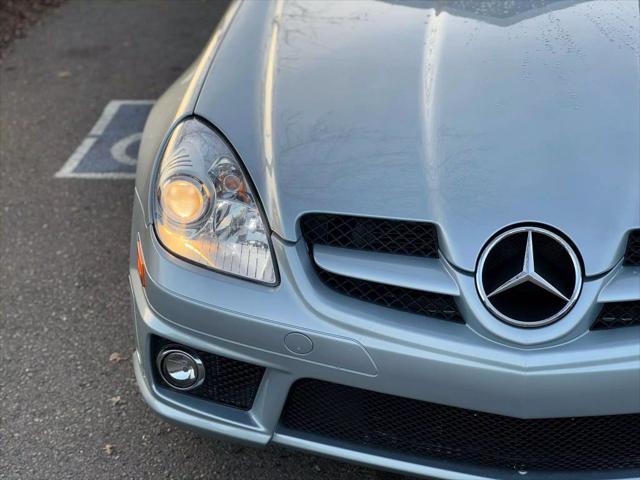 used 2006 Mercedes-Benz SLK-Class car, priced at $9,499