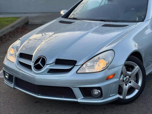 used 2006 Mercedes-Benz SLK-Class car, priced at $10,499