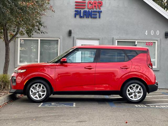 used 2020 Kia Soul car, priced at $9,999