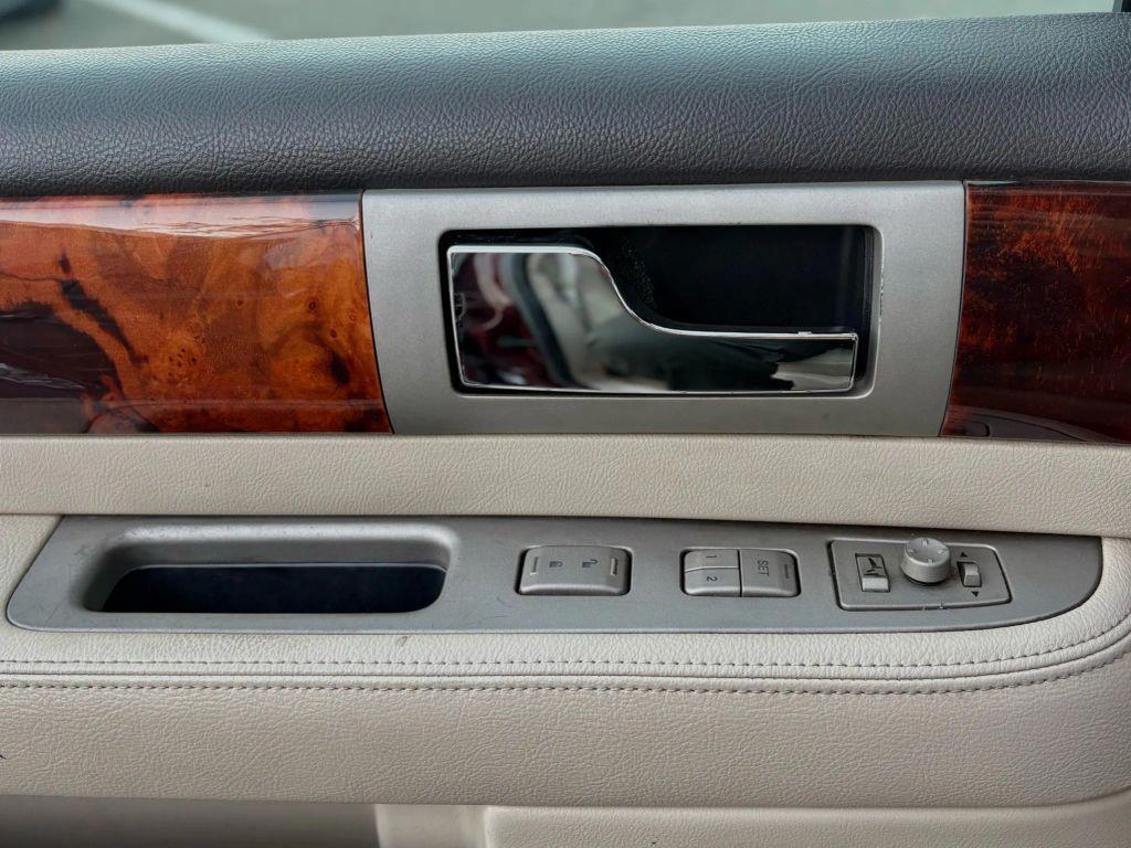 used 2003 Lincoln Navigator car, priced at $6,299
