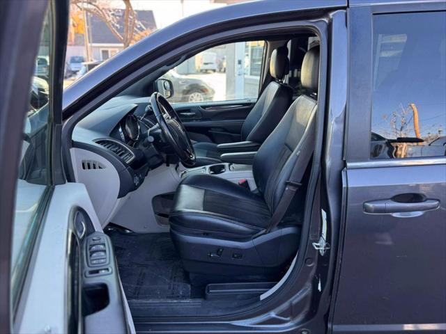 used 2019 Dodge Grand Caravan car, priced at $10,999