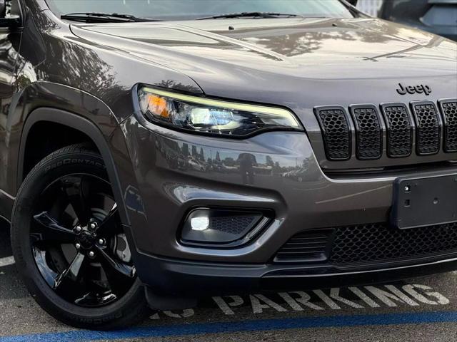 used 2020 Jeep Cherokee car, priced at $13,499