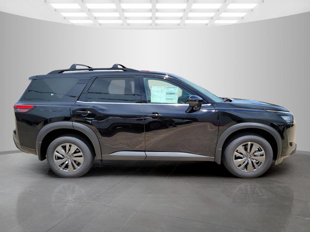 new 2024 Nissan Pathfinder car, priced at $39,405