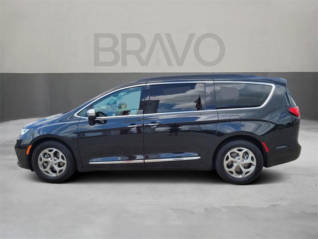 used 2023 Chrysler Pacifica car, priced at $23,823