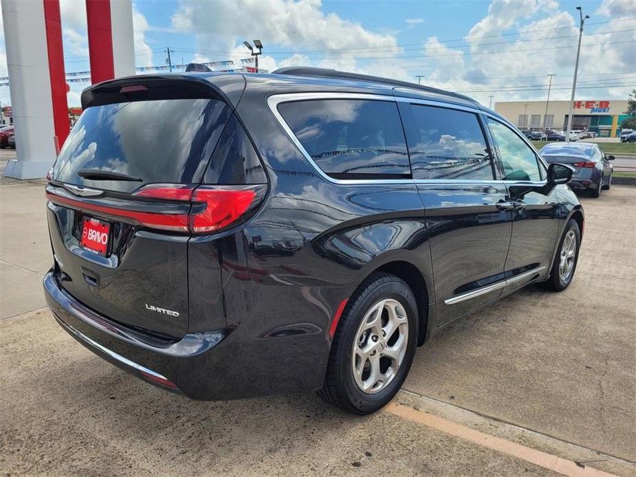 used 2023 Chrysler Pacifica car, priced at $28,695