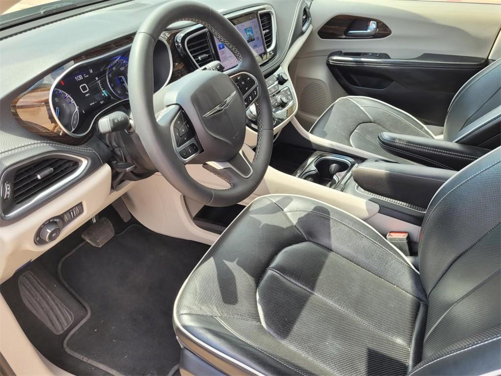 used 2023 Chrysler Pacifica car, priced at $23,823