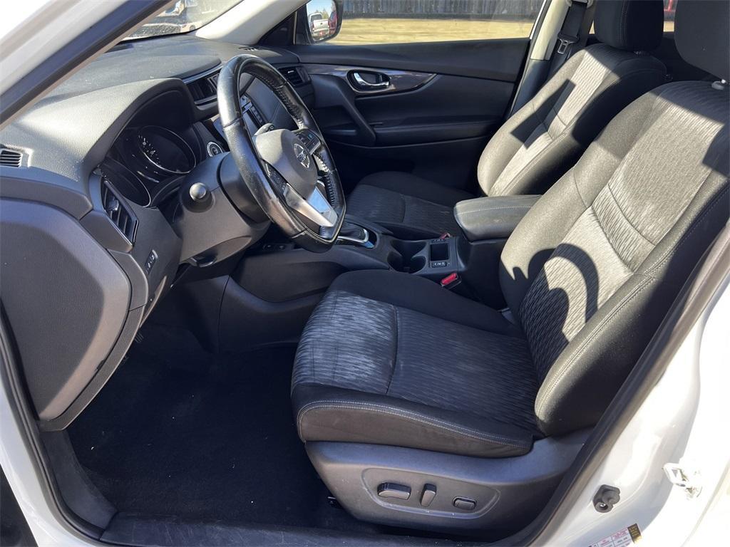 used 2020 Nissan Rogue car, priced at $18,538