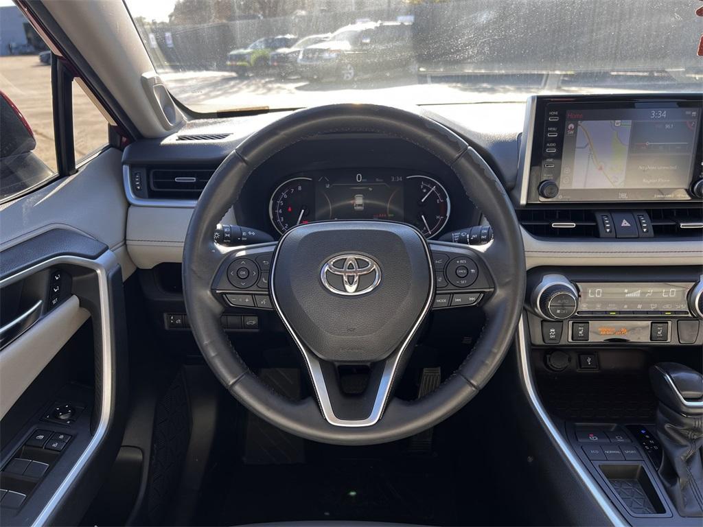 used 2020 Toyota RAV4 car, priced at $25,667