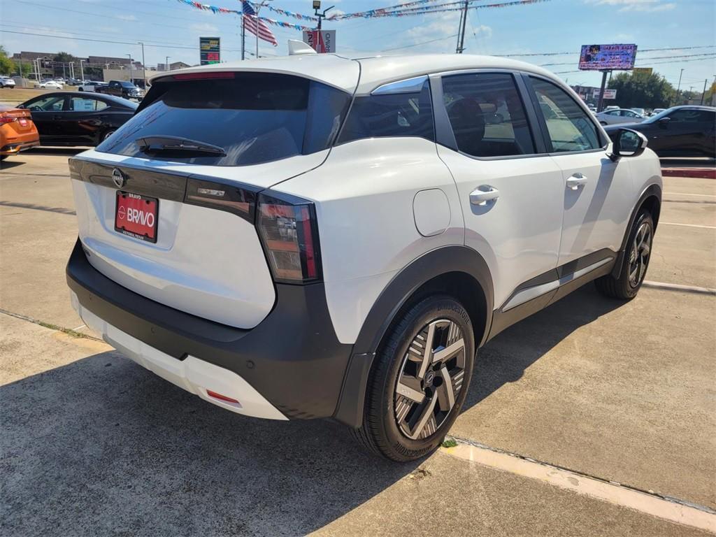 new 2025 Nissan Kicks car, priced at $26,000