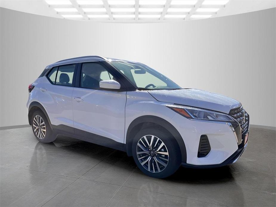 new 2024 Nissan Kicks car