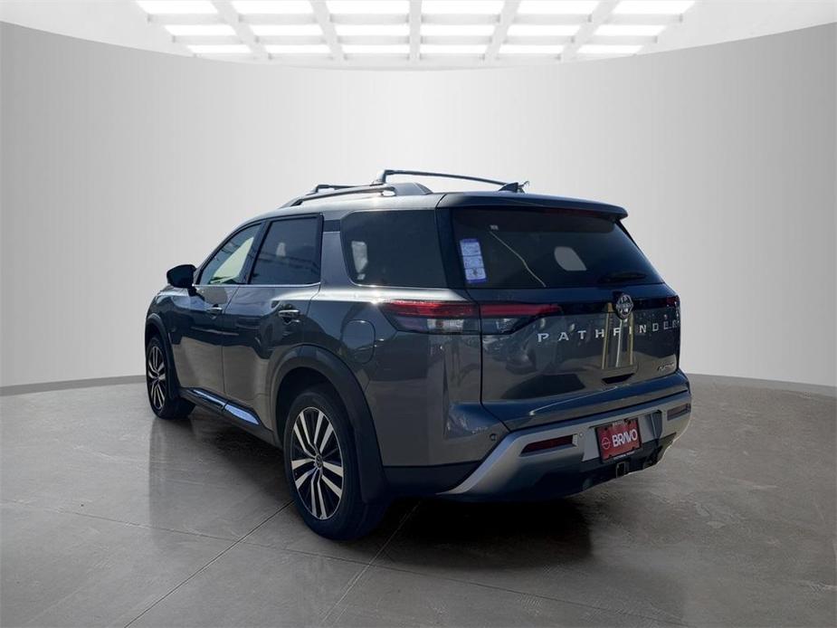 new 2025 Nissan Pathfinder car